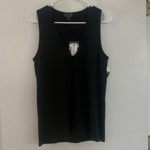 NYTT black ribbed v-neck tank